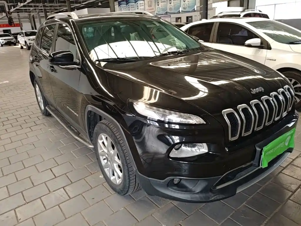 Jeep Cherokee