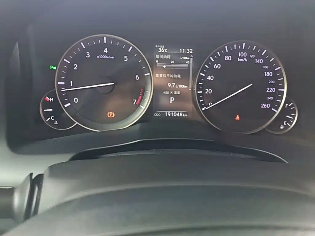 Lexus ES