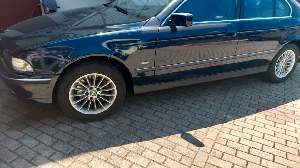 BMW 520