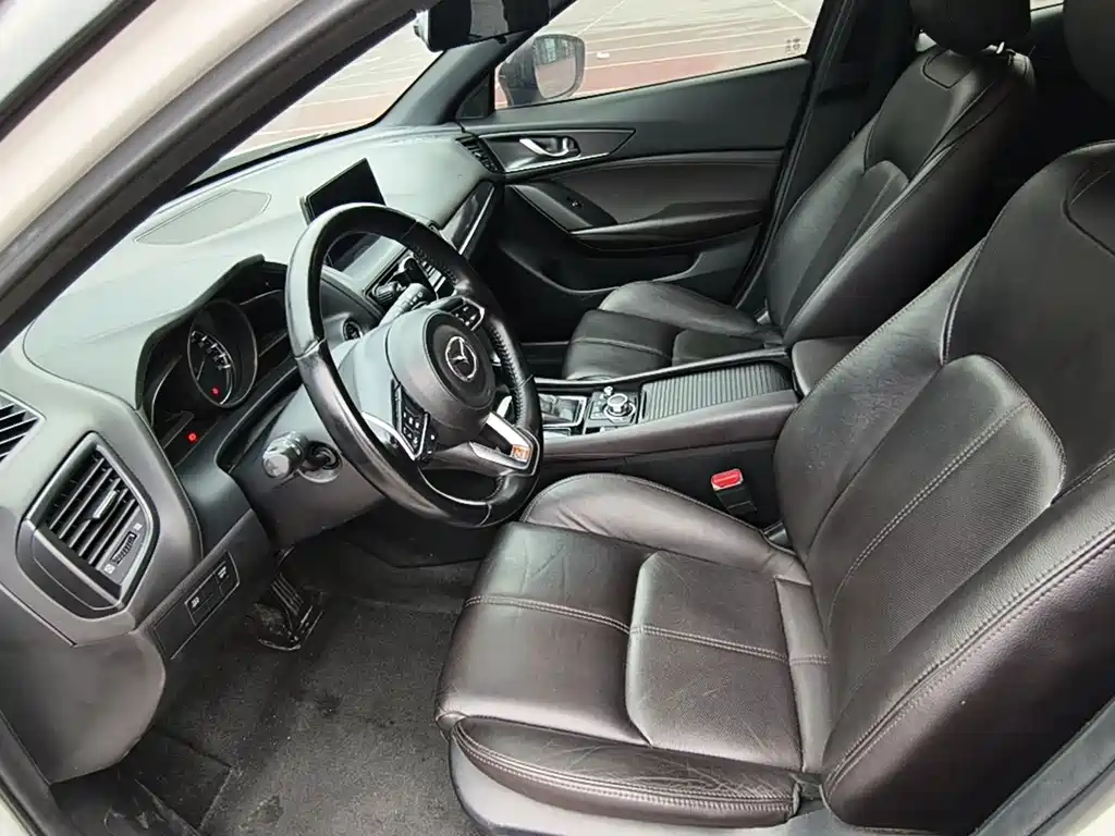 Mazda CX-4