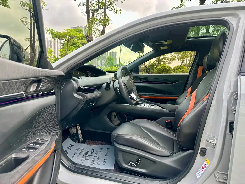 Changan UNI-V