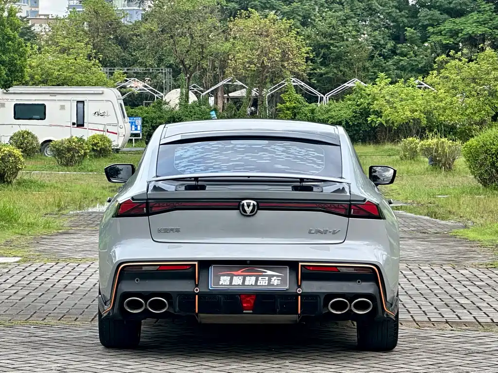Changan UNI-V