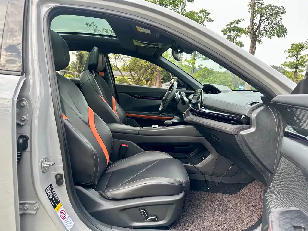 Changan UNI-V