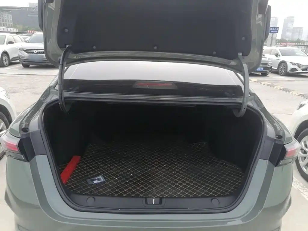 Geely Binrui