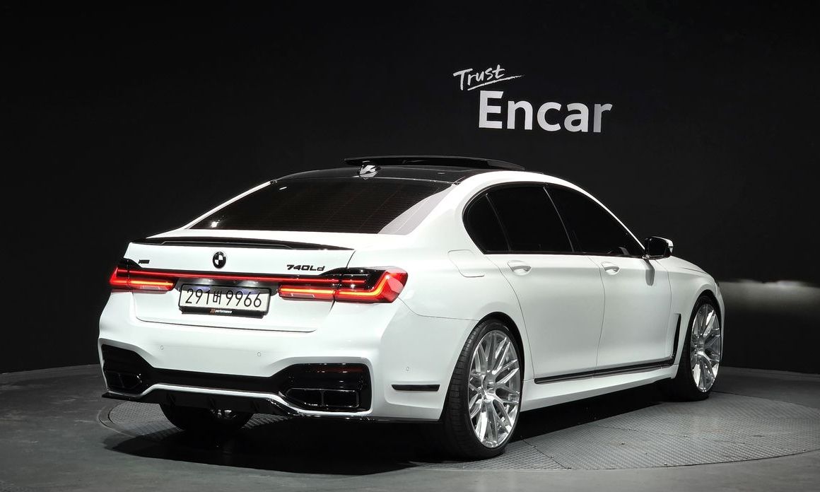 BMW 7-Series
