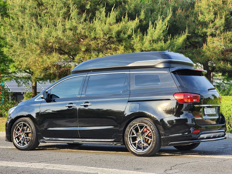 Kia Canival