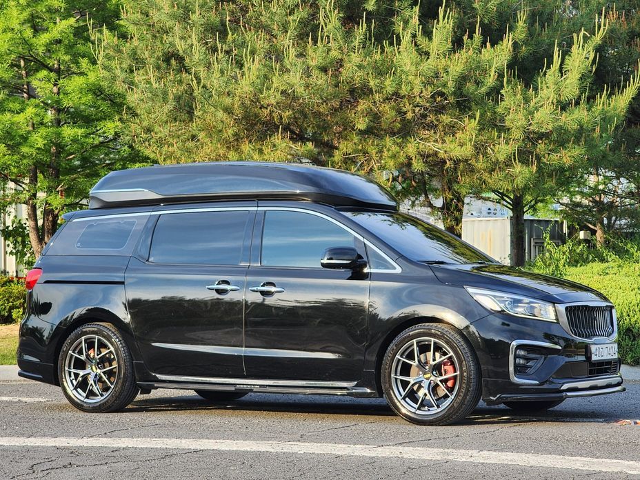 Kia Canival