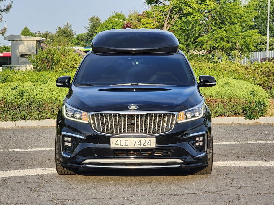 Kia Canival