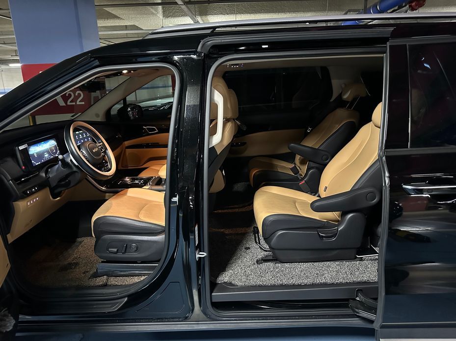 Kia Canival