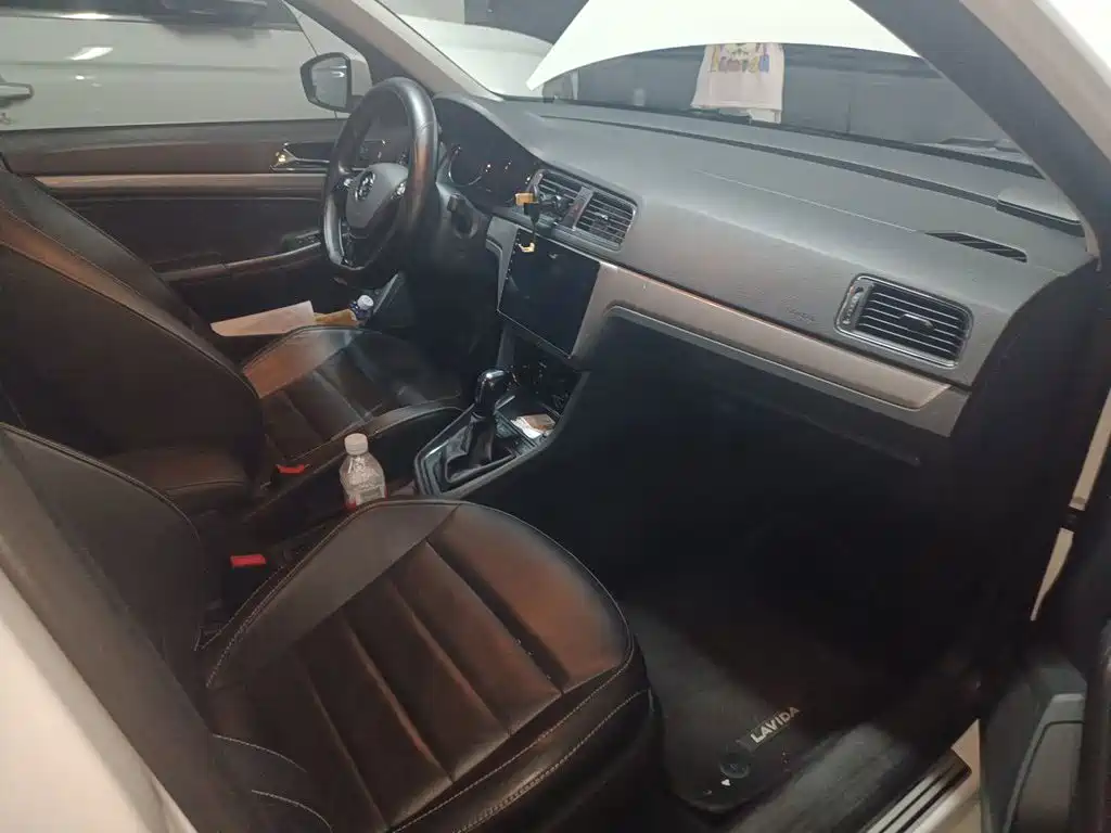 Volkswagen Lavida