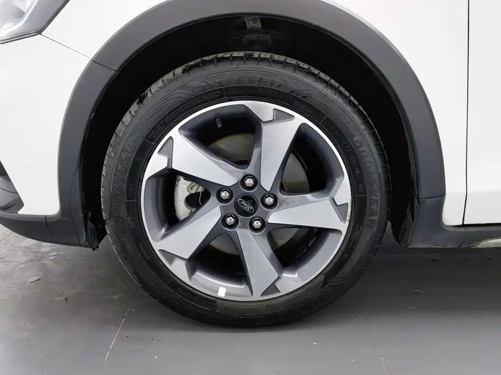 Ford Focus Active