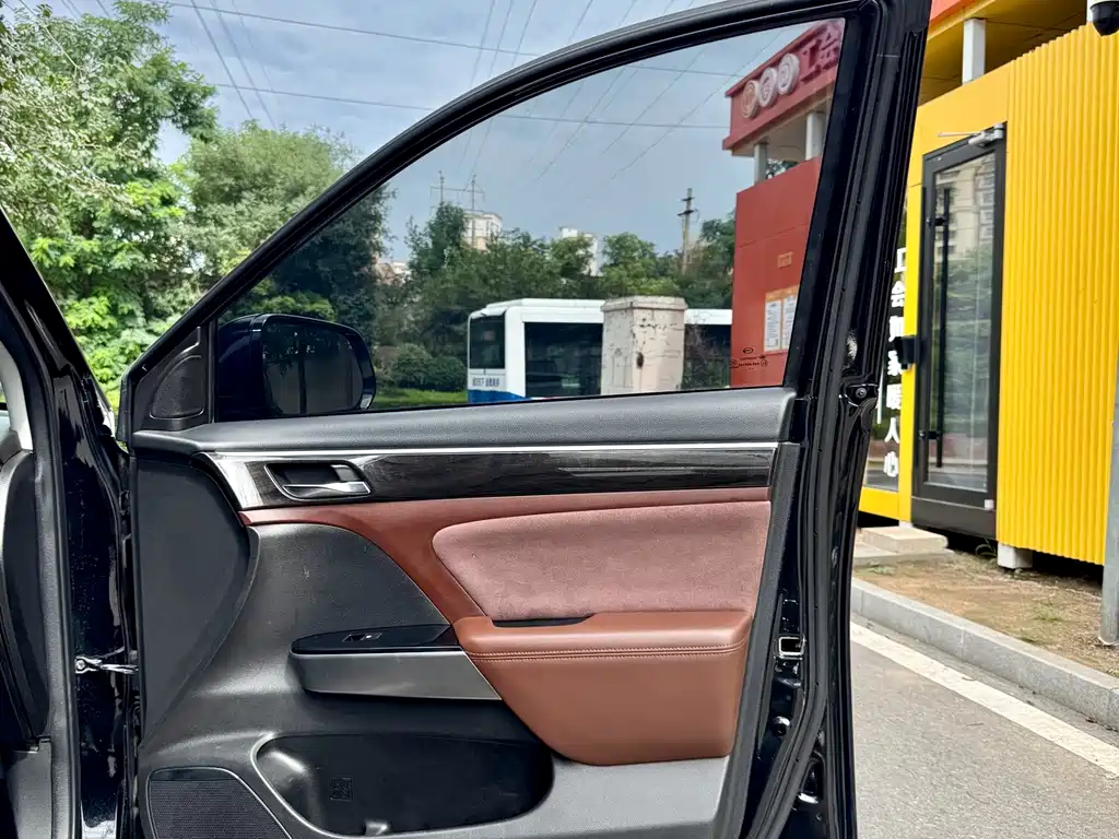GAC Motor Trumpchi GS8