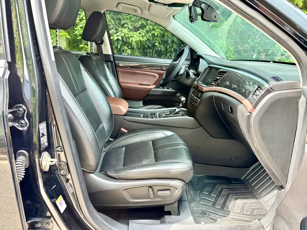 GAC Motor Trumpchi GS8
