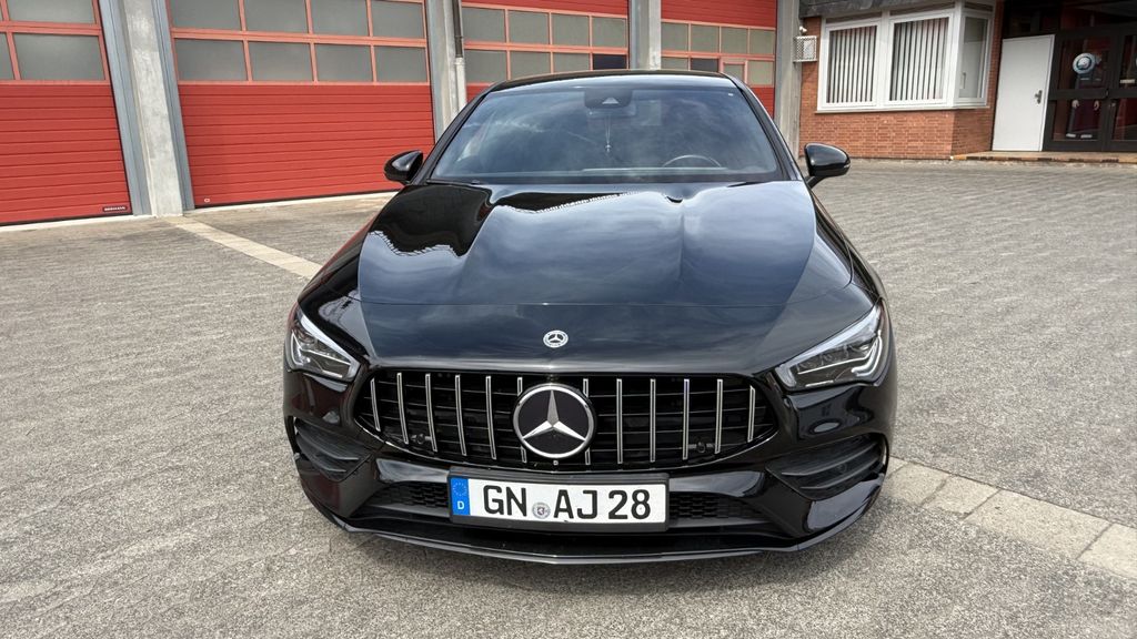 Mercedes-Benz CLA 180