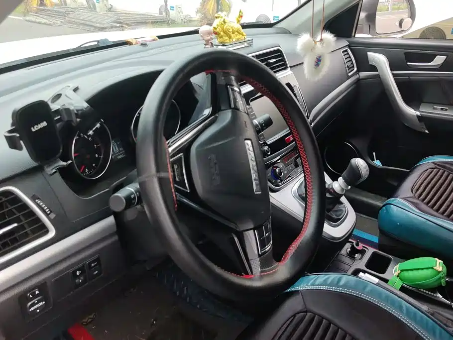 Haval M6