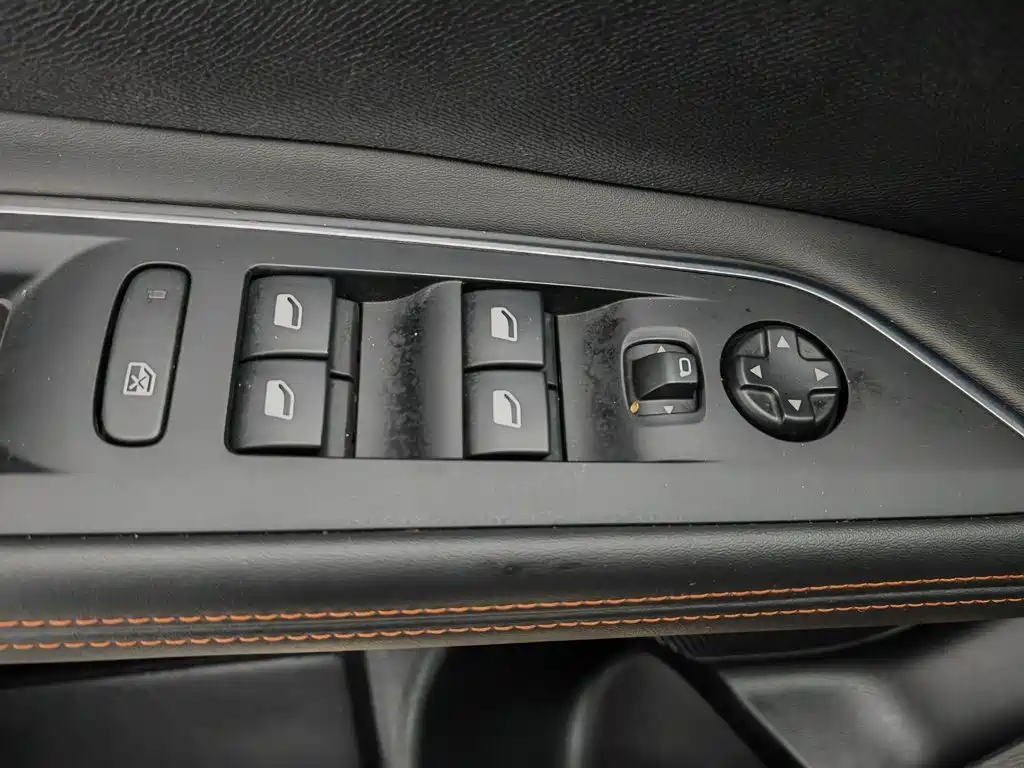 Peugeot 4008
