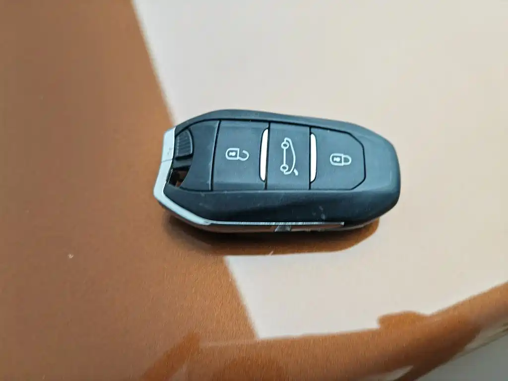 Peugeot 4008