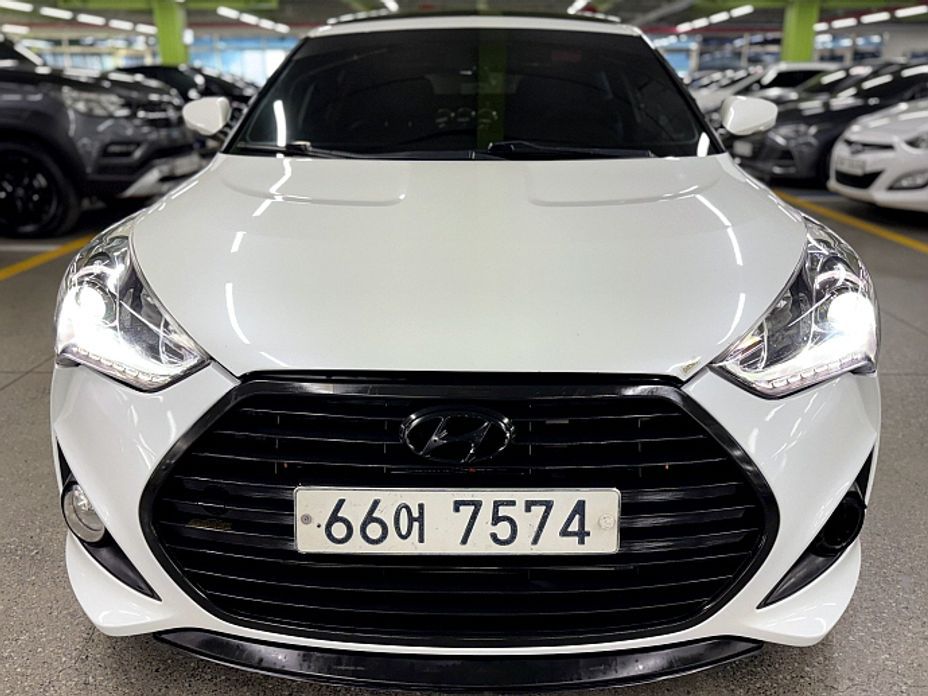 Hyundai Veloster
