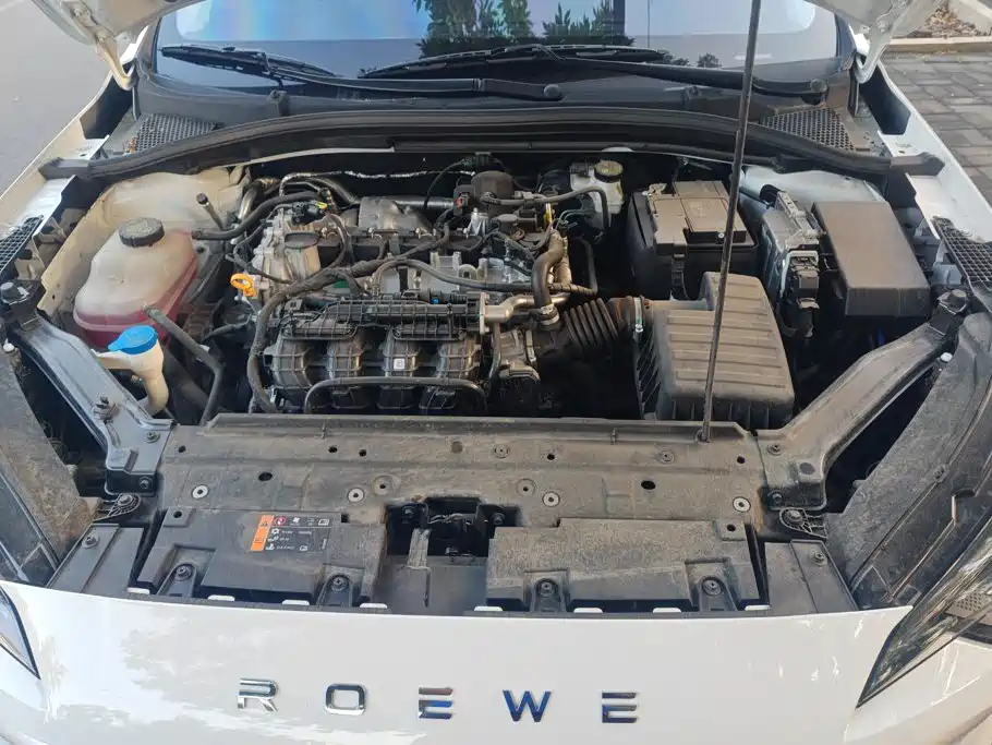 Roewe i5