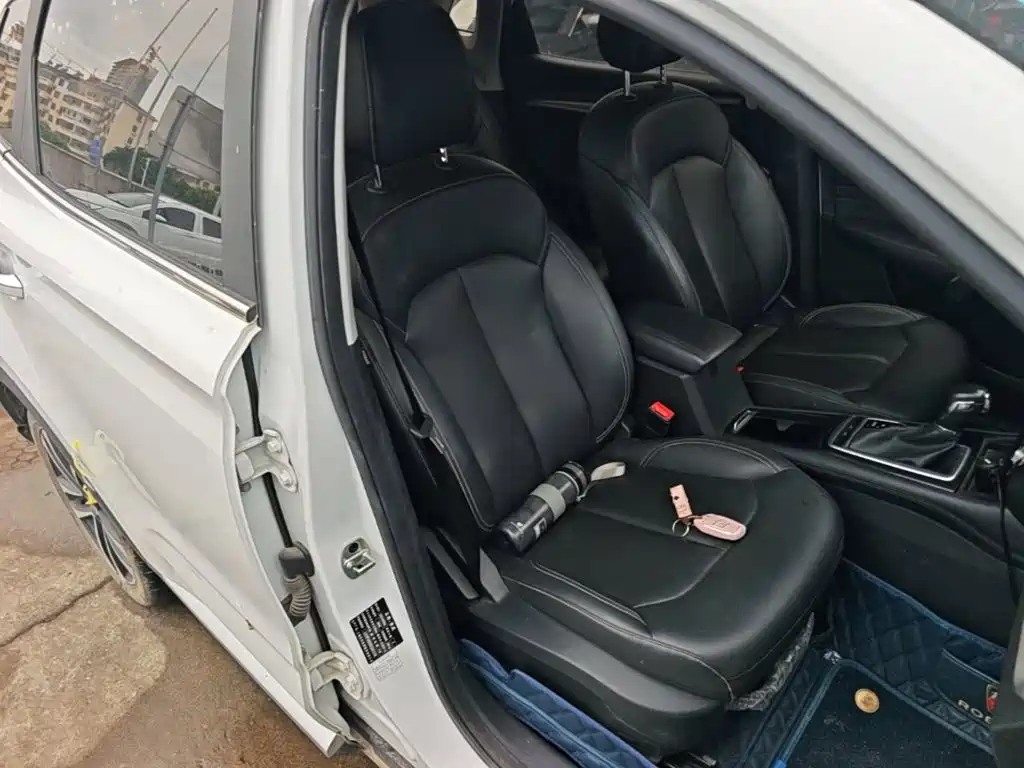 Roewe RX3