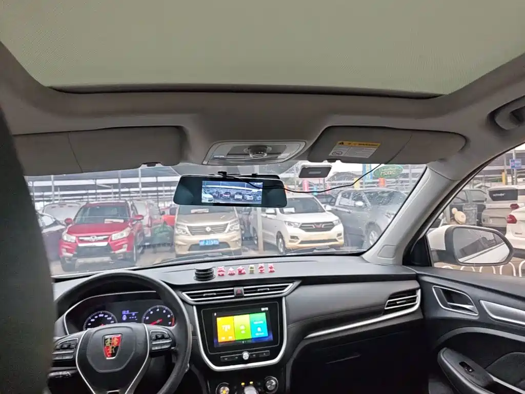 Roewe RX3