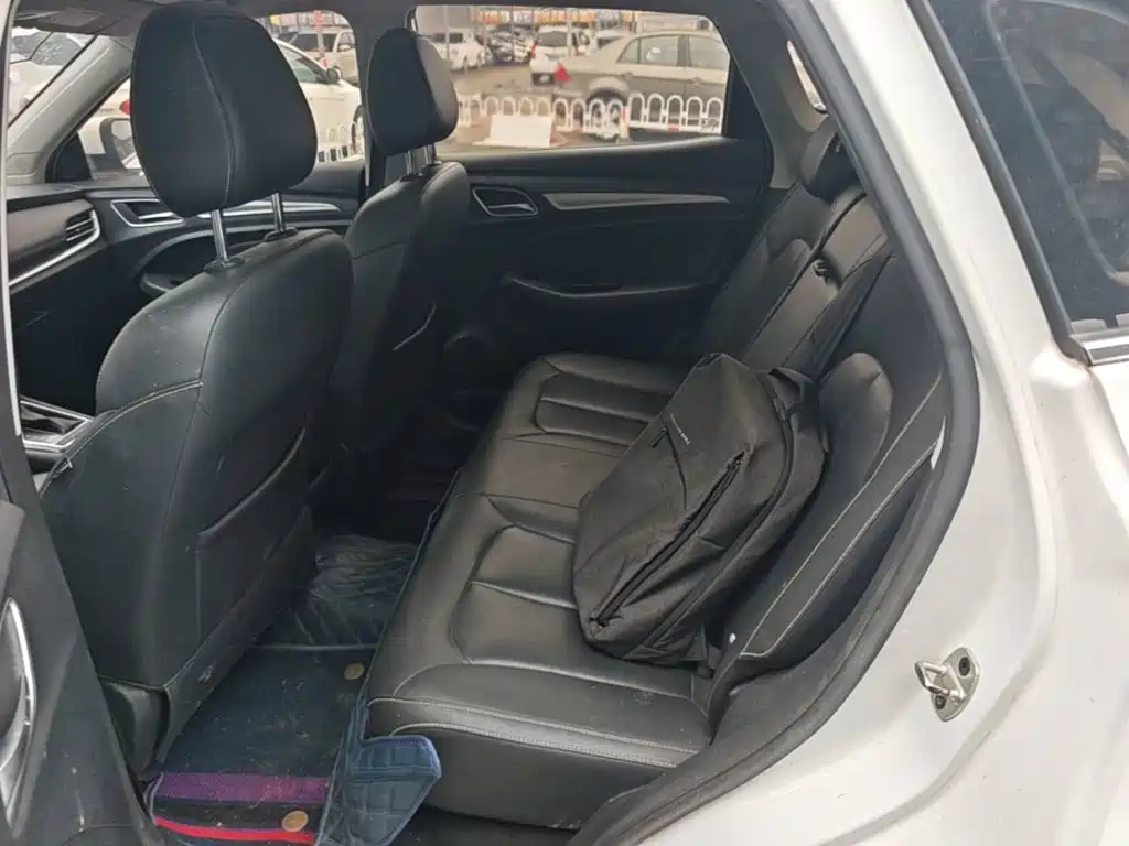 Roewe RX3