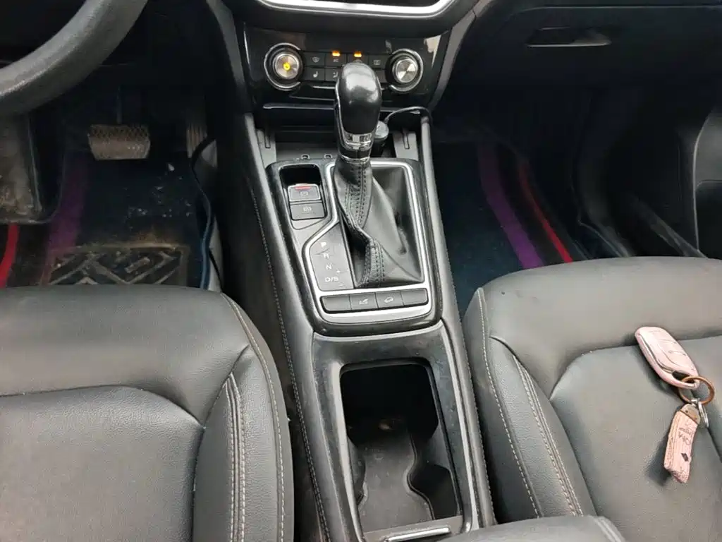 Roewe RX3