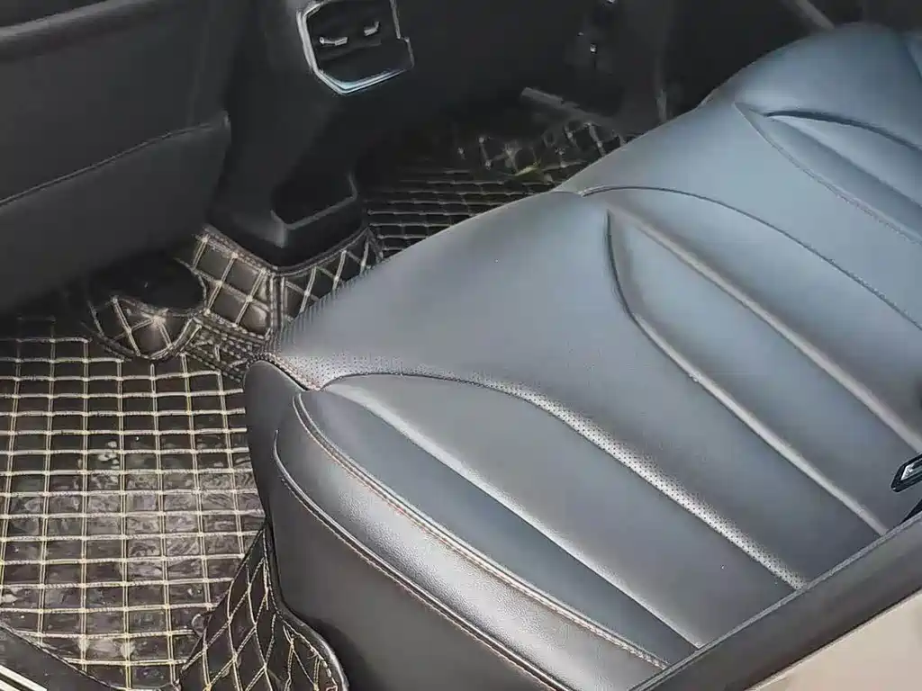 Roewe RX5