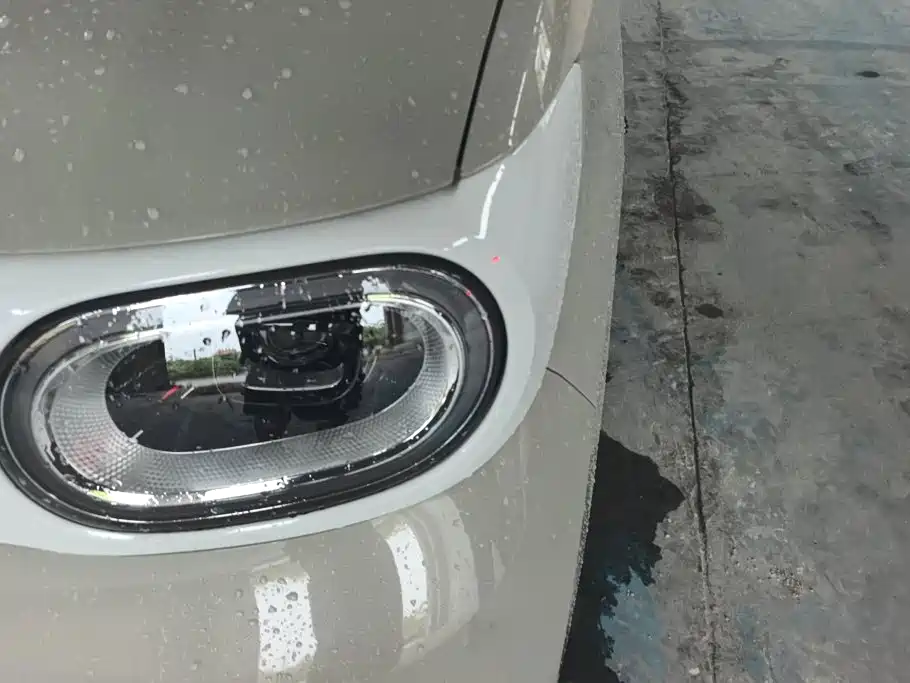 Wuling MINIEV