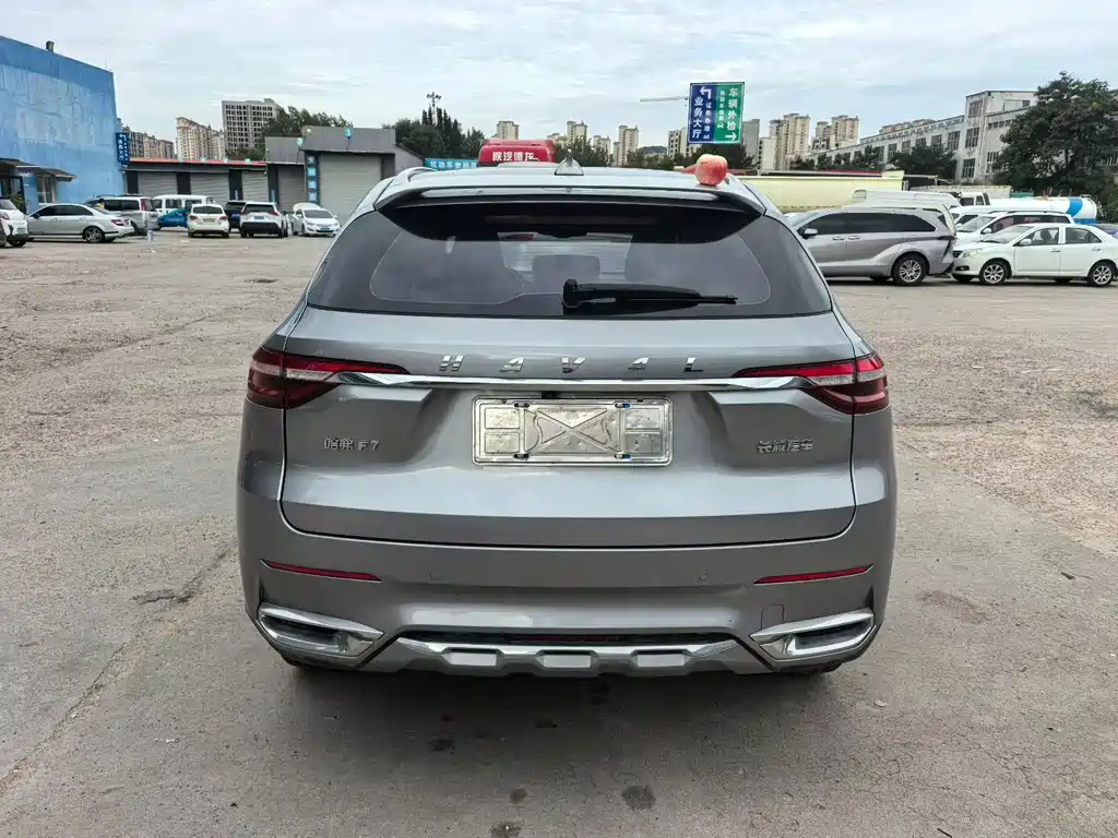 Haval F7