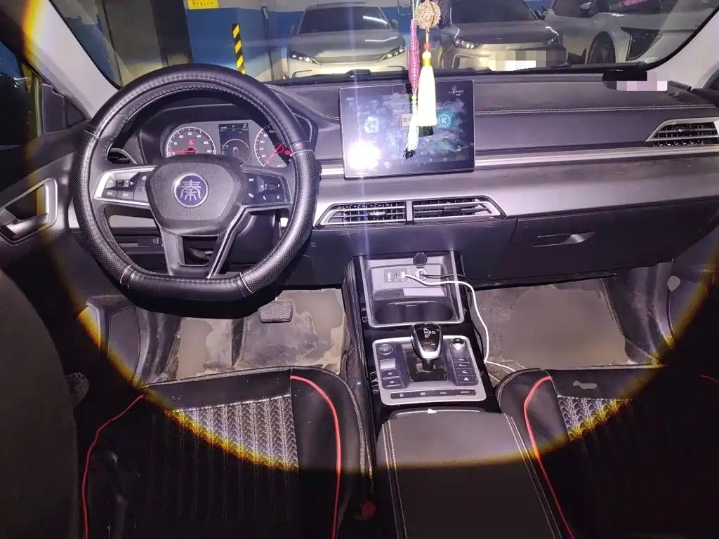 BYD Qin NEV