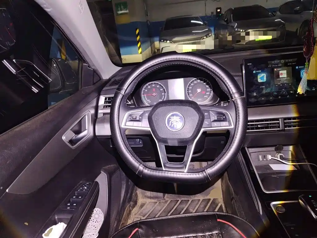 BYD Qin NEV