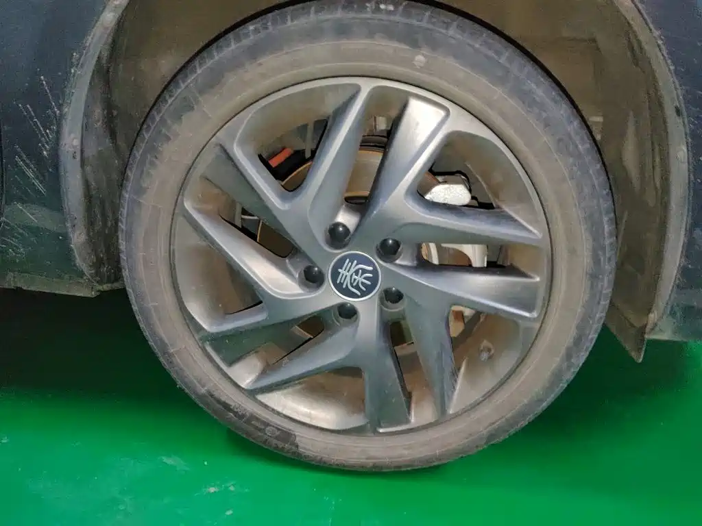 BYD Qin NEV