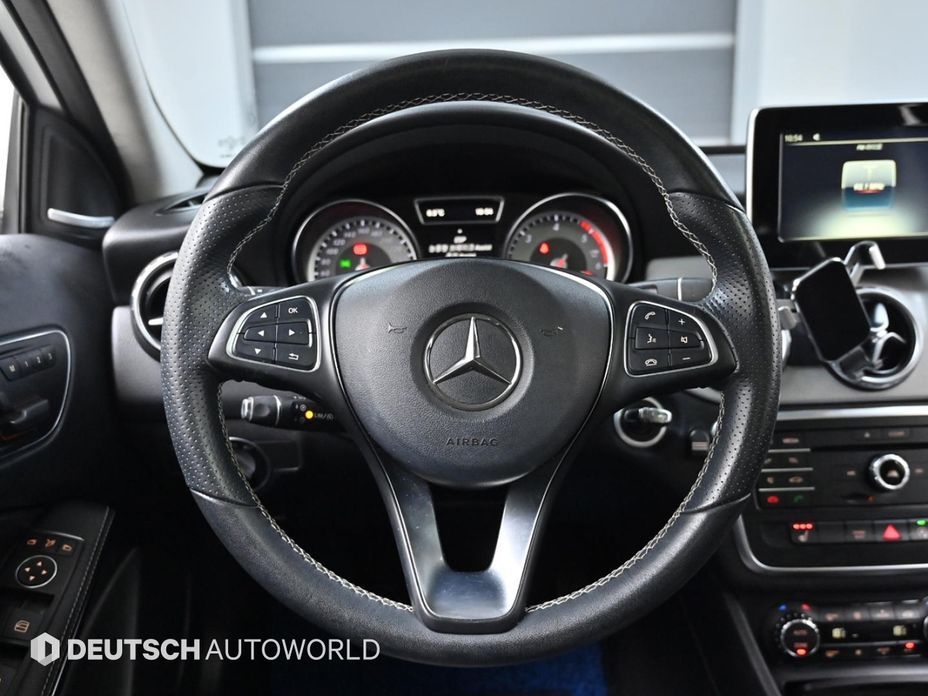 Mercedes-Benz GLA-Class