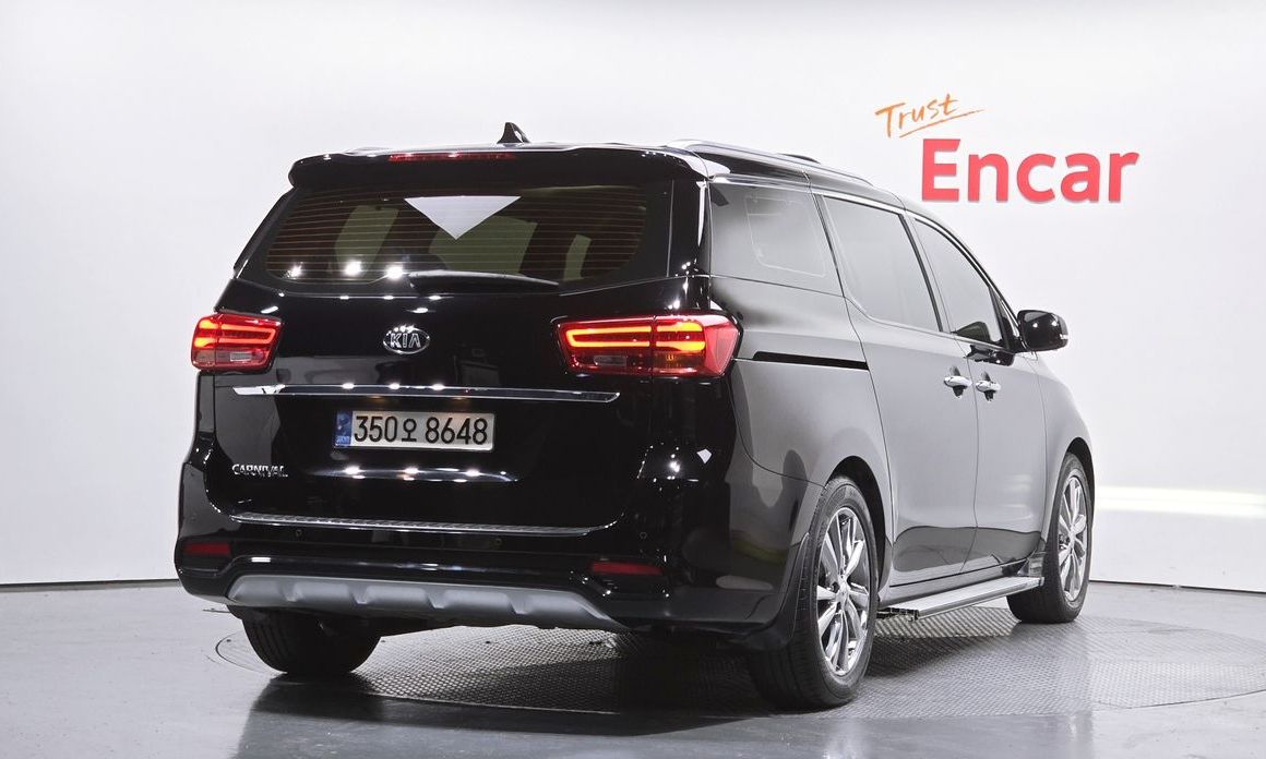 Kia Canival
