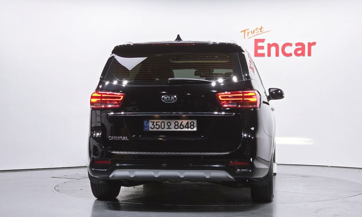 Kia Canival