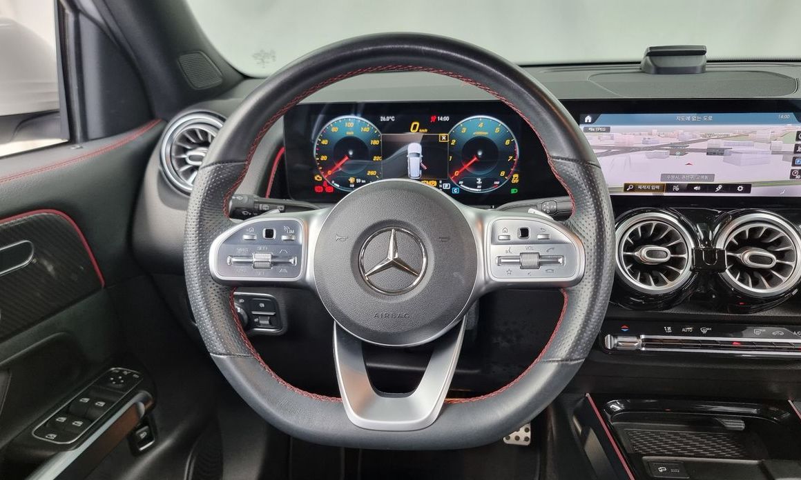Mercedes-Benz GLB-Class