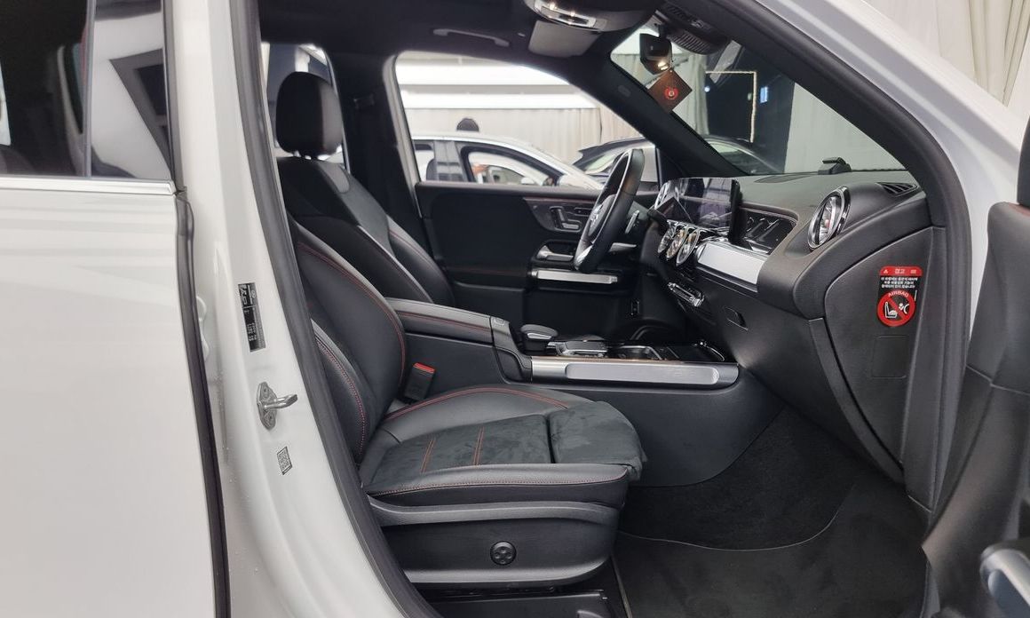 Mercedes-Benz GLB-Class