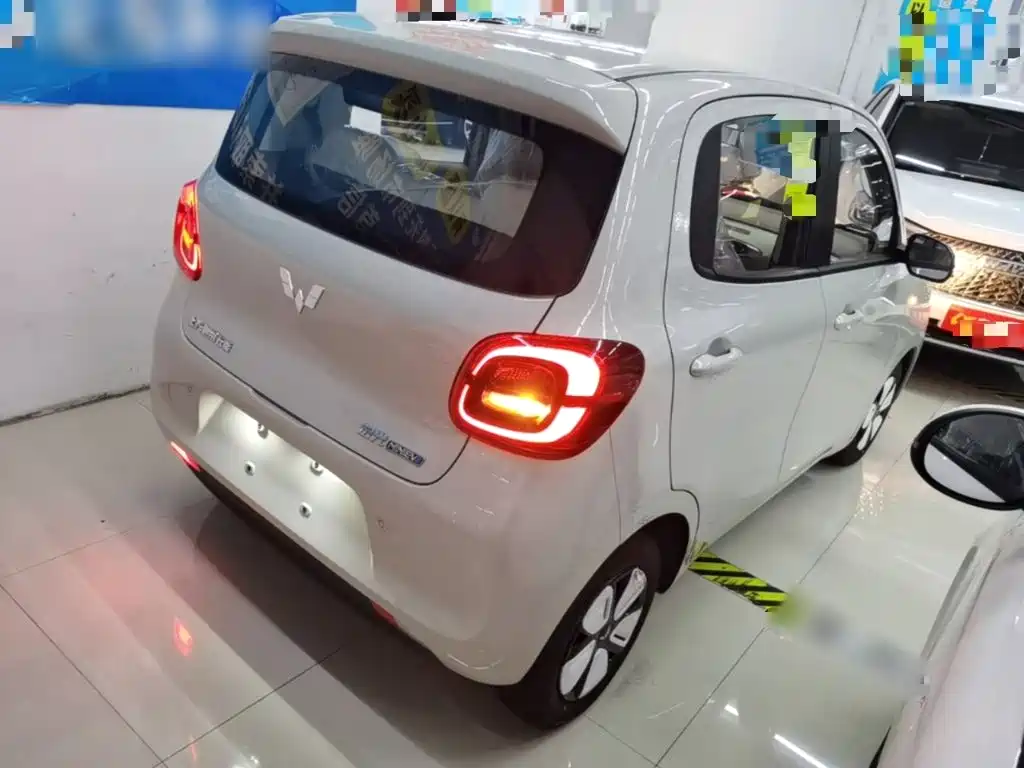 Wuling MINIEV