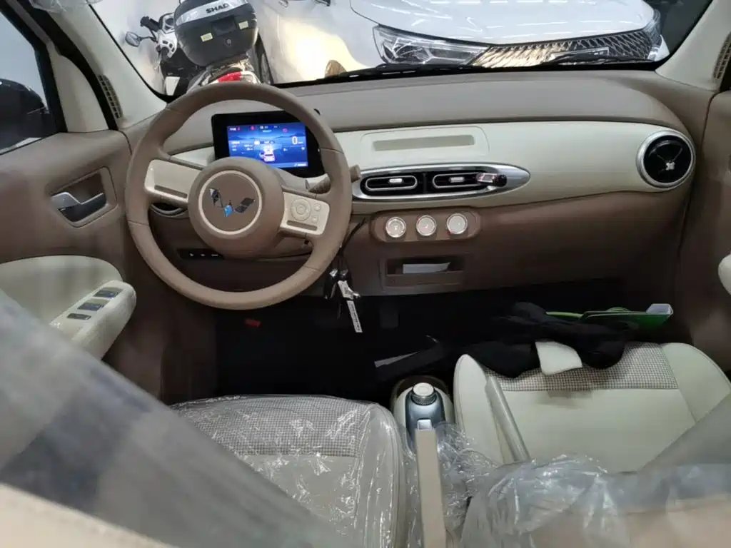Wuling MINIEV