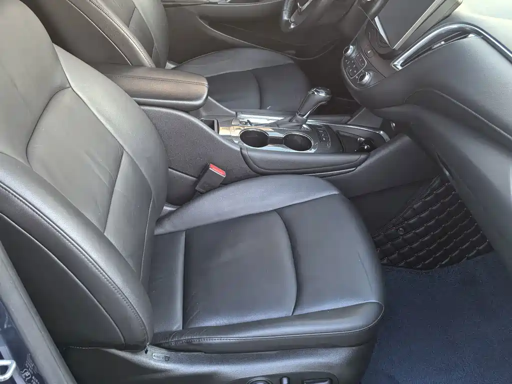 Chevrolet Malibu XL