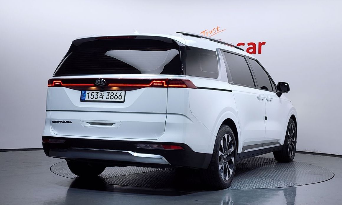 Kia Canival