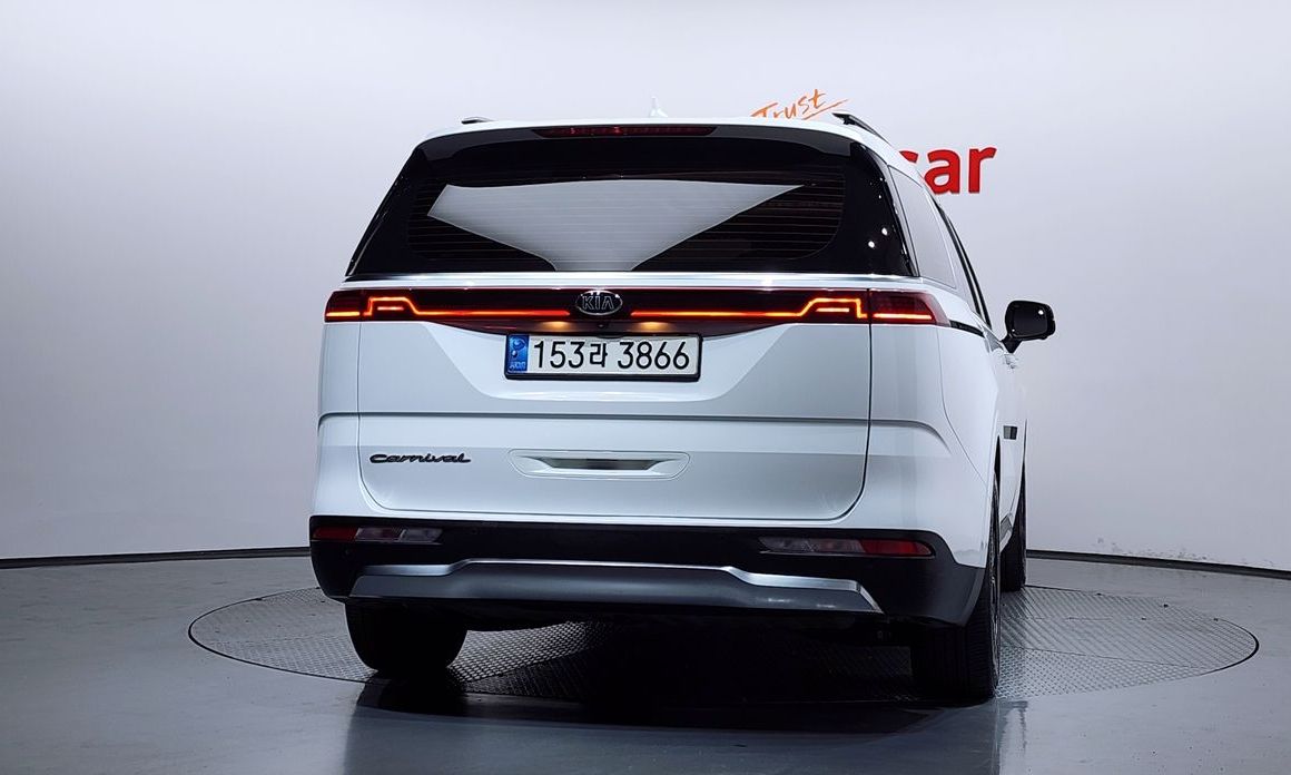 Kia Canival