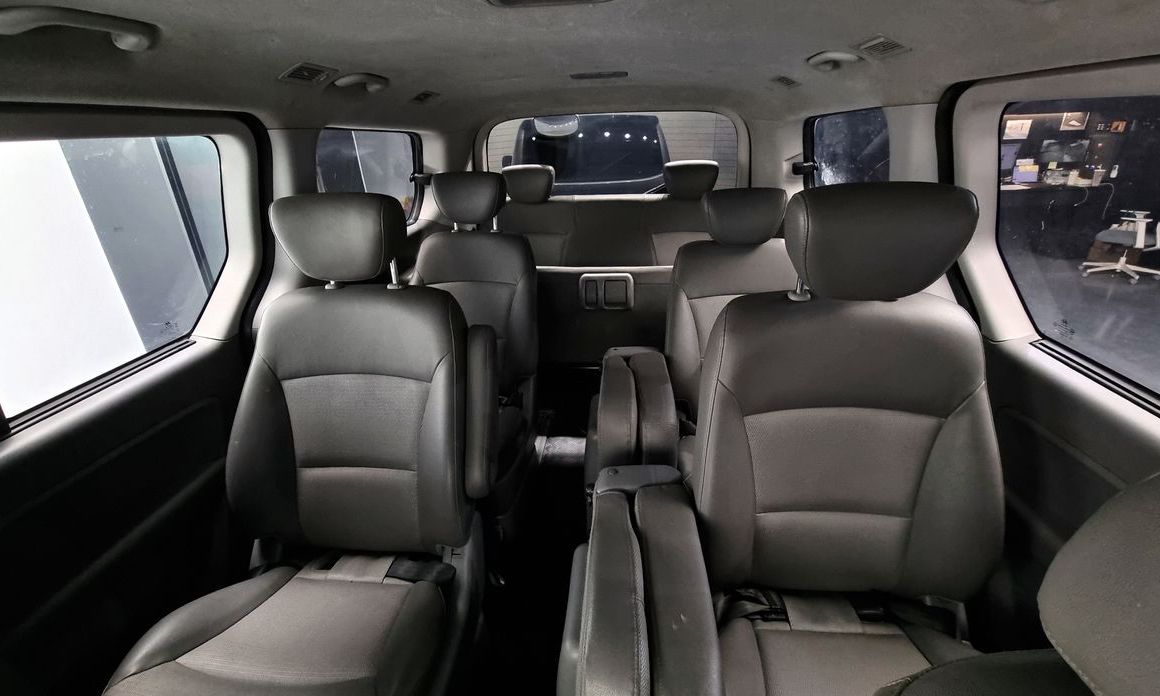 Hyundai Starex