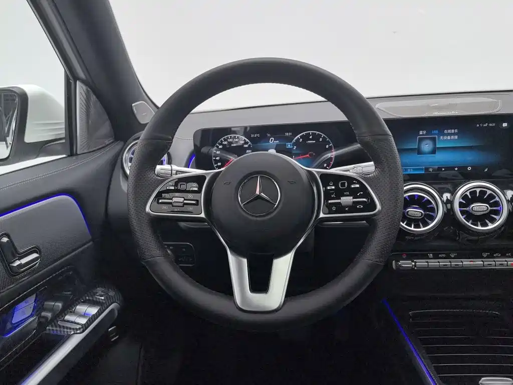 Mercedes-Benz GLB