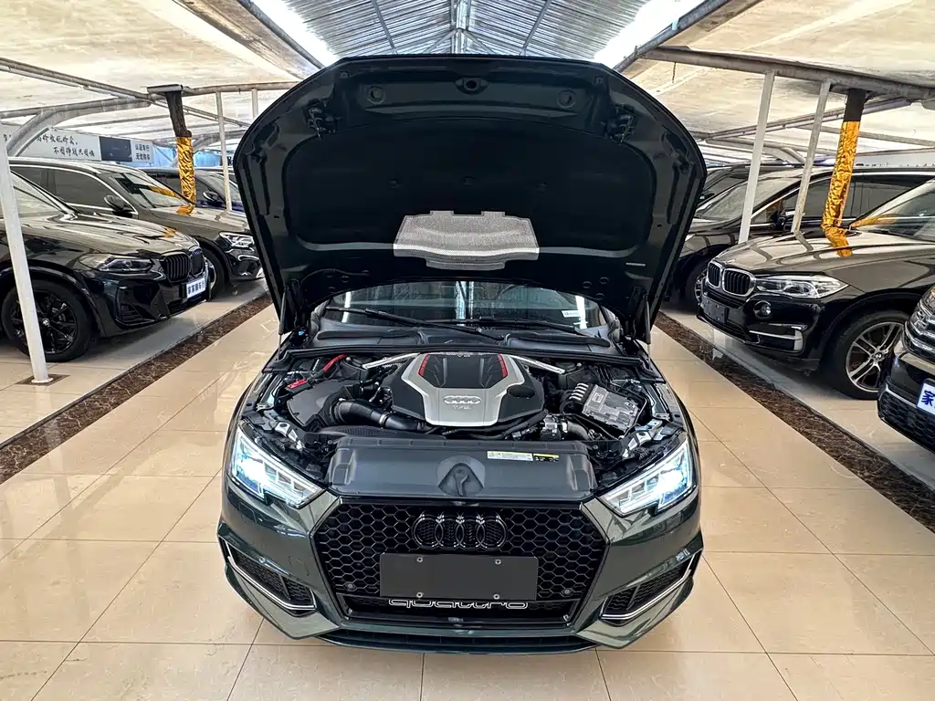 Audi S4