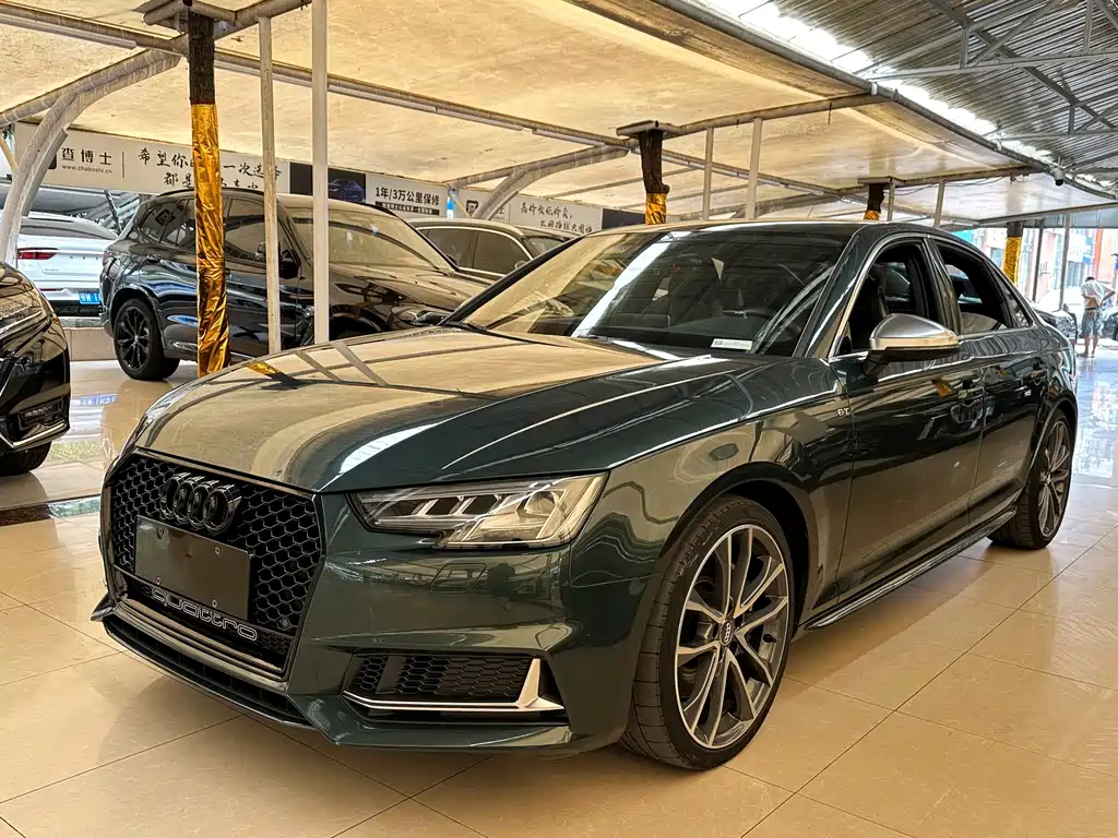 Audi S4