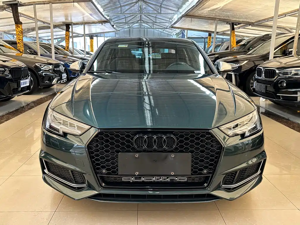 Audi S4