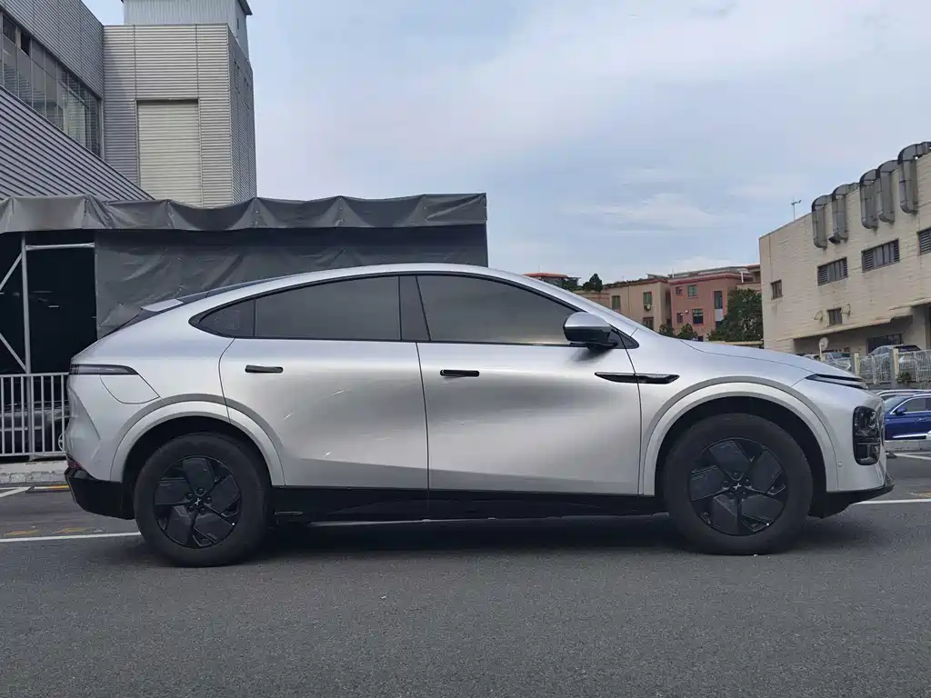 XPeng G6