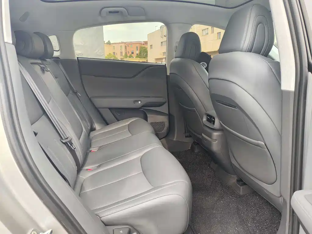 XPeng G6